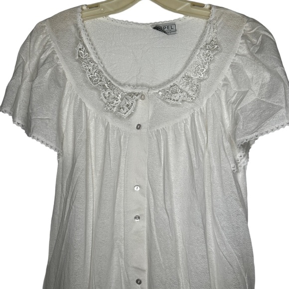 Vintage Appel Sleepwear Robe - Picture 2 of 6